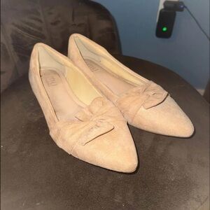 Chic Tan Suede Flats with Bow Detail